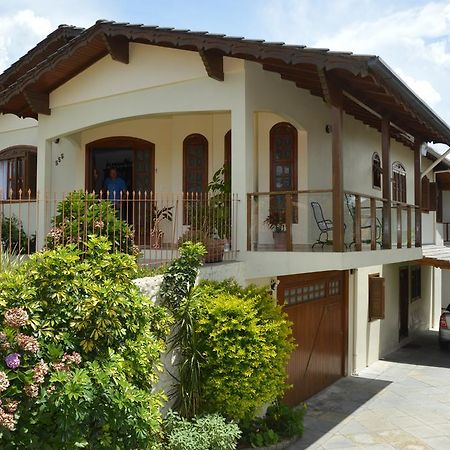 Pousada Theisen Gramado Exterior foto